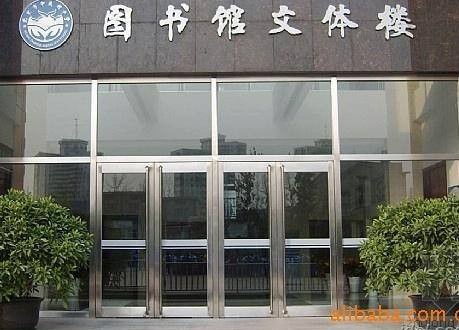 海淀紫竹橋玻璃門維修、感應門報價及智能工業門選購指南